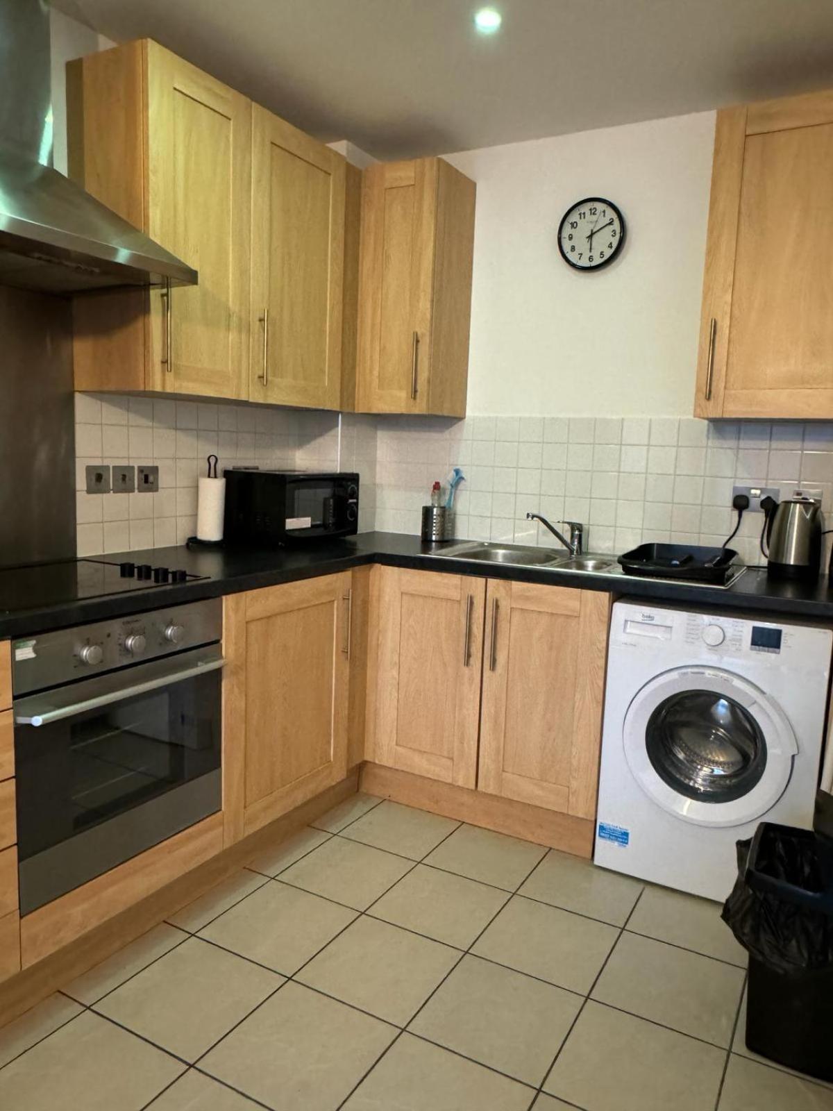 Spacious 2 Bedrooms Apartment In Stratford Londen Buitenkant foto